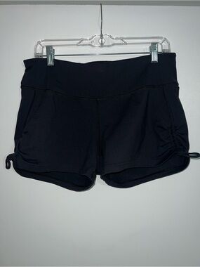 CALIA by Carrie Shorts
